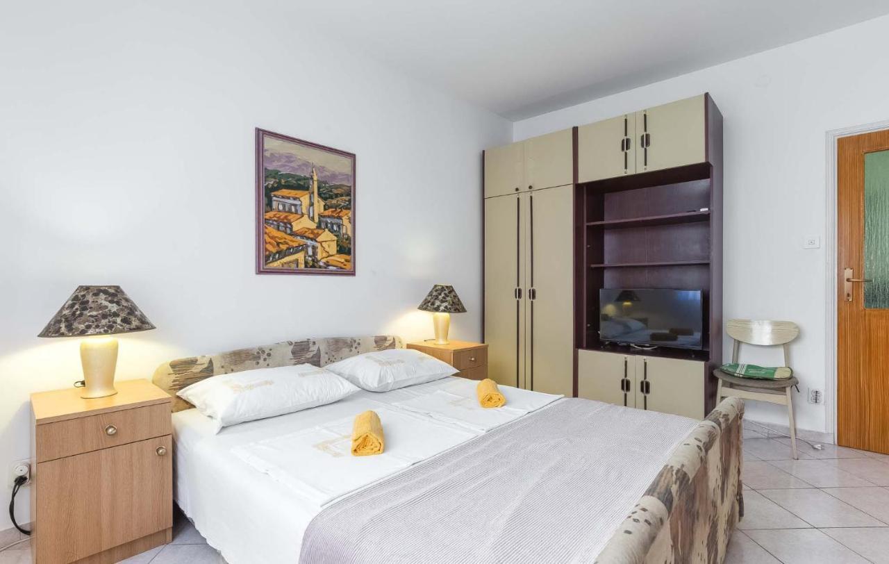 Zlata Apartment Porec Exterior photo